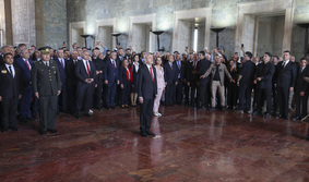 Kemal Kılıçdaroğlu Anıtkabir ziyareti,CHP 103. kuruluş yıl dönümü, Kılıçdaroğlu Anıtkabir Özel Defteri mesajı,CHP 9 Eylül Anıtkabir töreni,Kılıçdaroğlu İsmet İnönü mozolesi