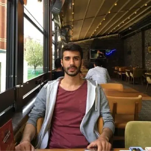 Musa Sezer