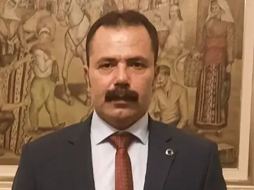 Rıza Özdemir