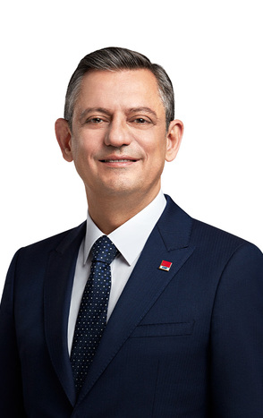 ÖZGÜR ÖZEL